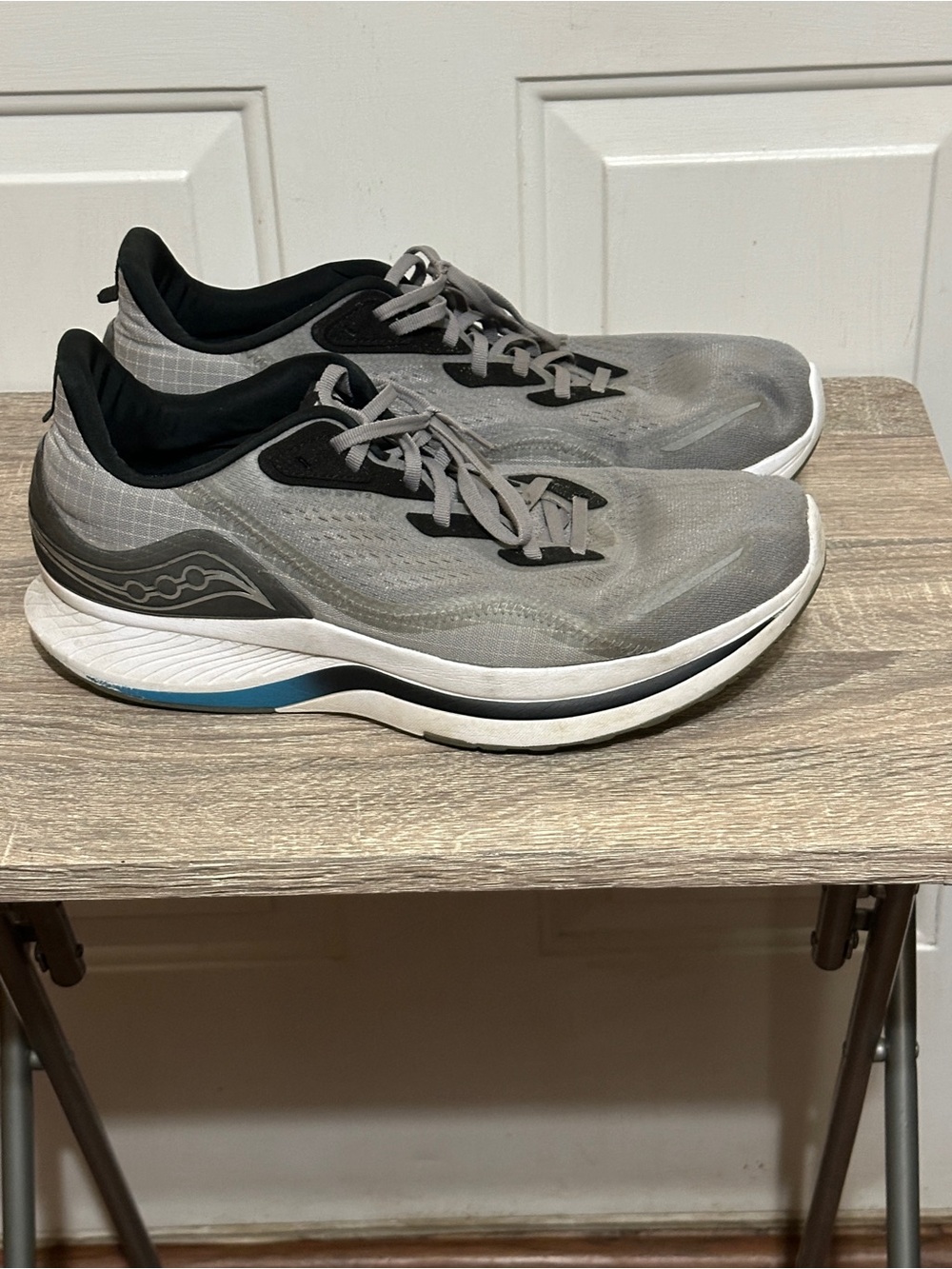 SAUCONY Mens ENDORPHIN SHIFT 2 Running Shoes SZ 12.5 M Gray, Black White Blue